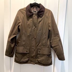 Woman’s Barbour Beadnell Wax Jacket